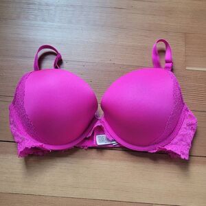 Victoria's Secret dream angels push up bra wired hot pink floral lace detail